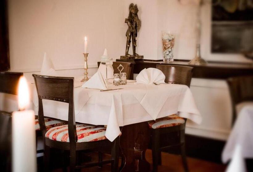 标准单人间, Restaurant Knechtstedener Hof