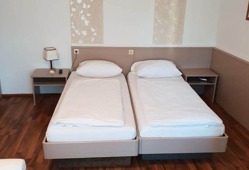 标准间, Restaurant Knechtstedener Hof