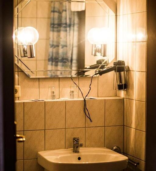 غرفة قياسية, Stadt Peine