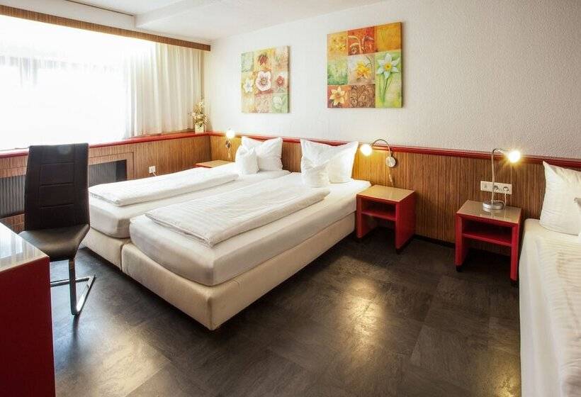 标准三人间, Trip Inn Hotel Ariane