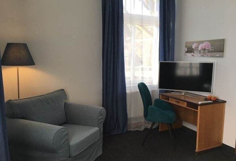 스탠다드 룸, Zur Köppe