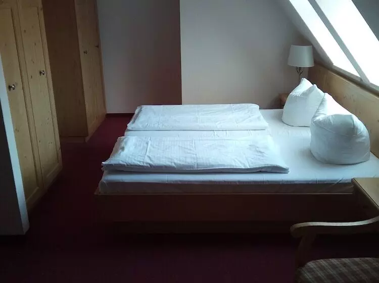 Perhehuone, Landhotel Keils Gut