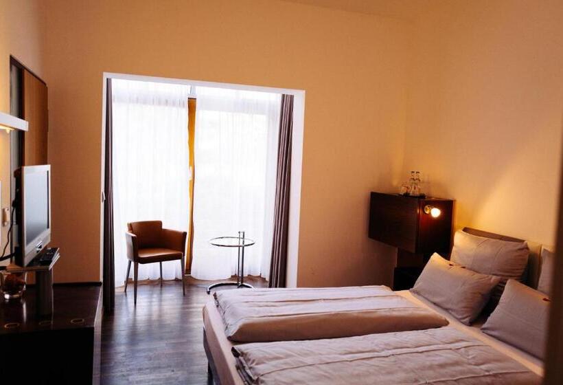 اتاق استاندارد, Lint Hotel Köln