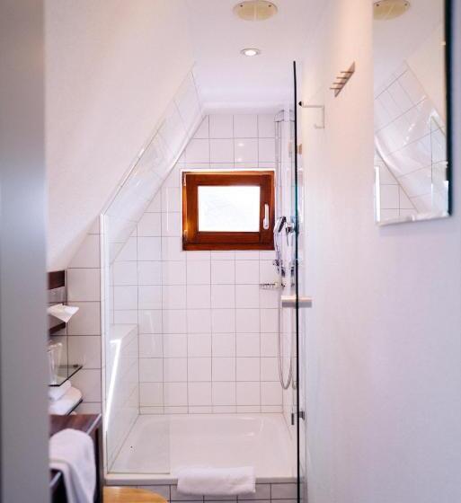 اتاق لوکس با بالکن, Lint Hotel Köln