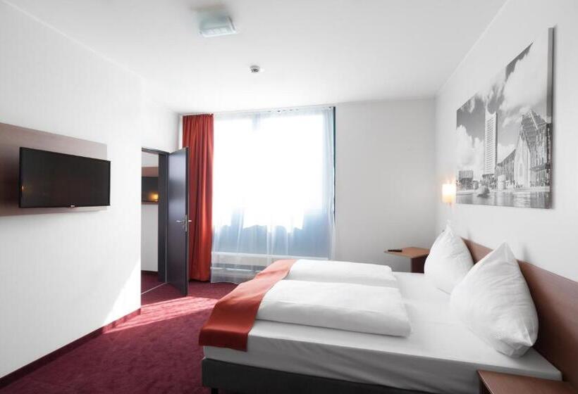 スタンダード4人部屋, Mcdreams Hotel Leipzig