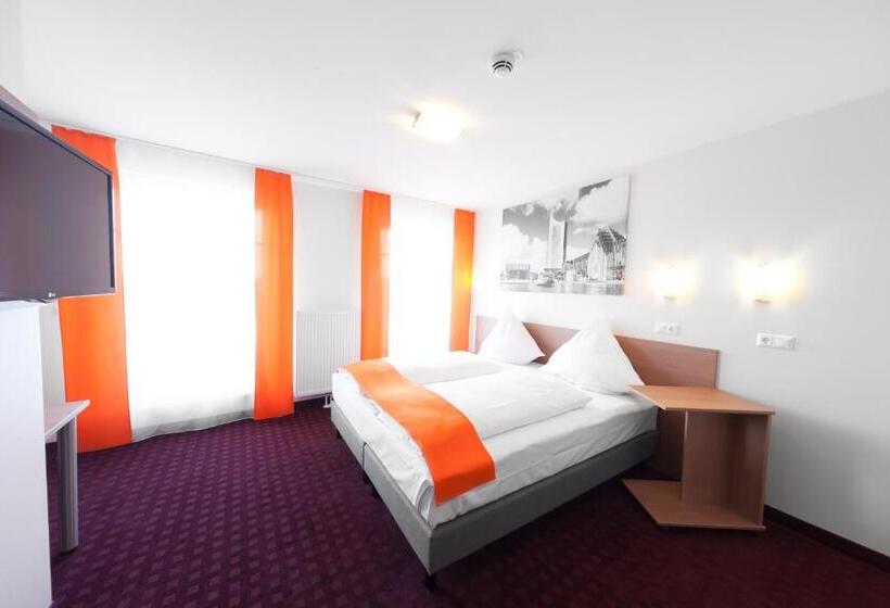 Номер бизнес-класса, Mcdreams Hotel Leipzig