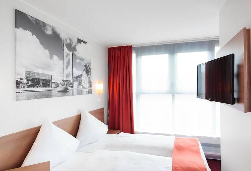 Номер Стандарт Трехместный, Mcdreams Hotel Leipzig