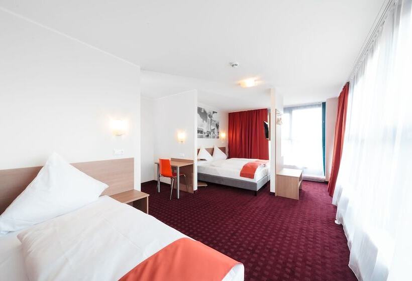 スタンダード4人部屋, Mcdreams Hotel Leipzig
