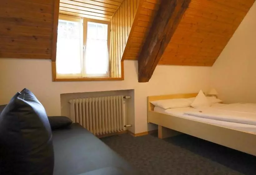 Perhehuone, Gasthof Zur Post