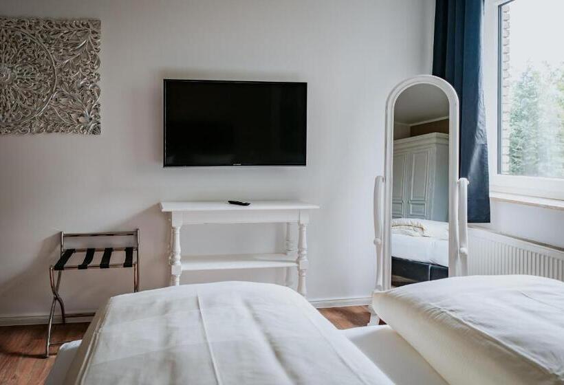 스탠다드 룸, Robrooks Hotel Garni