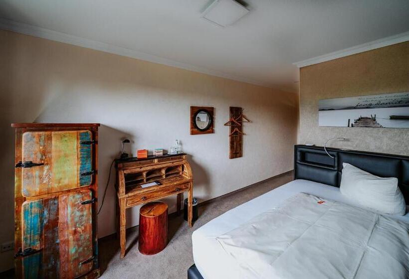 Номер Basic, Robrooks Hotel Garni