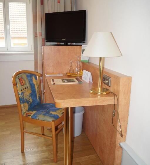 スタンダードシングルルーム, Schlosshotel Am Hainich