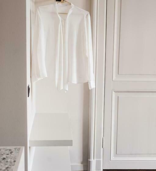 חדר סטנדרט עם מיטת קינג, B Guest Sleep & Retreat