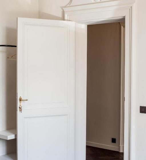 חדר סטנדרט עם מיטת קינג, B Guest Sleep & Retreat