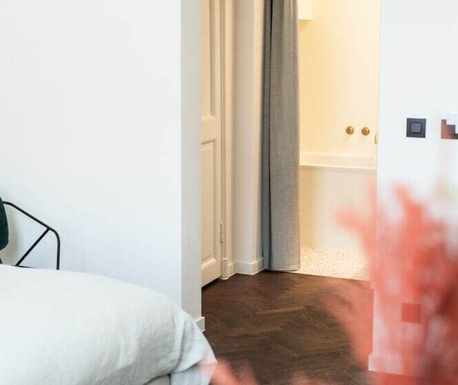 Номер Deluxe, B Guest Sleep & Retreat