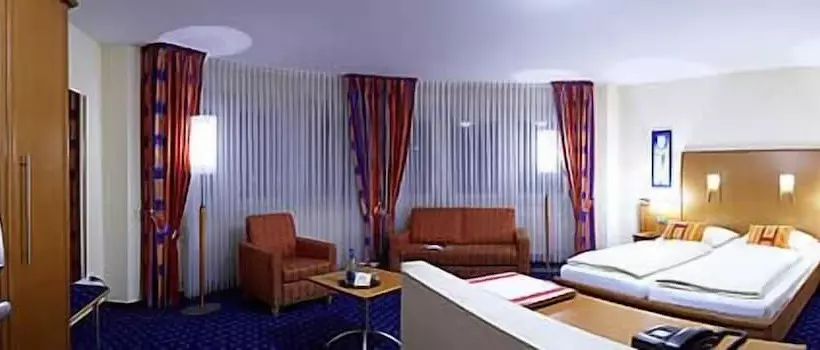 コンフォートルーム, Akzent Hotel Hubertus