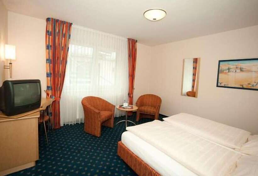 コンフォートルーム, Akzent Hotel Hubertus