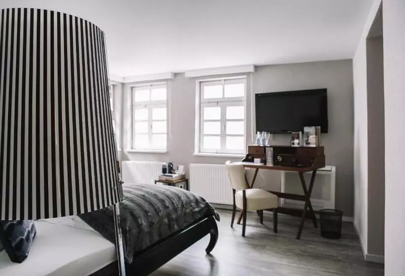 コンフォートルーム, Boutique Hotel Pfauen