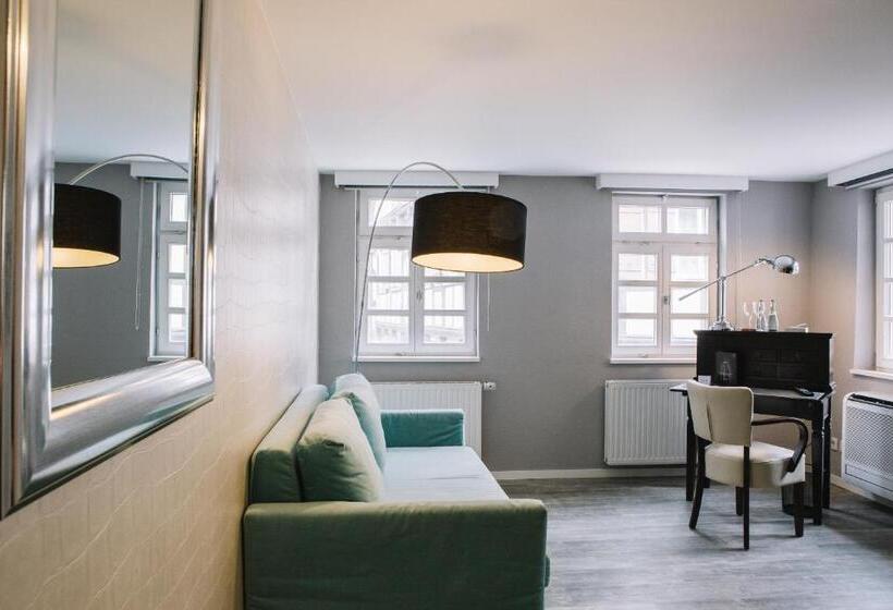 디럭스 룸, Boutique Hotel Pfauen