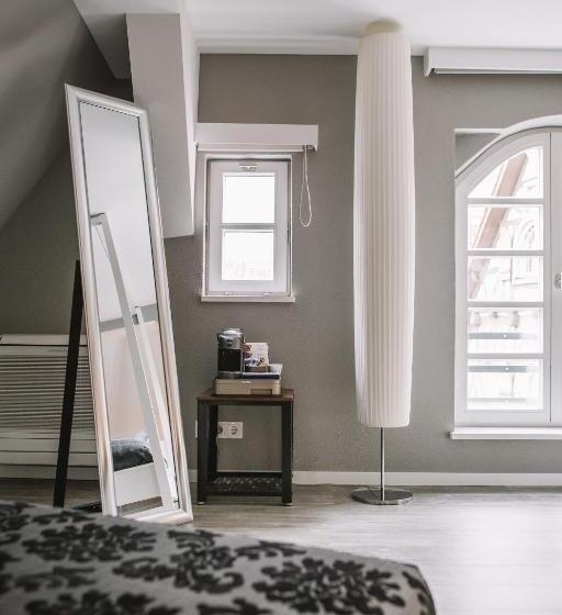 스위트, Boutique Hotel Pfauen