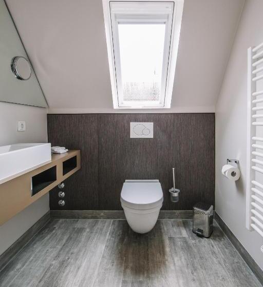 Люкс, Boutique Hotel Pfauen