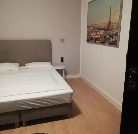 スタンダードシングルルーム, City Hotel Und City Apartments Centrum