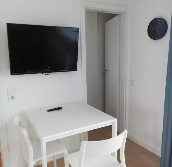 バルコニー付き１ベッドルームアパートメント, City Hotel Und City Apartments Centrum