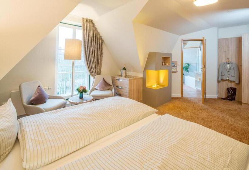 豪华房间, Altes Zollhaus