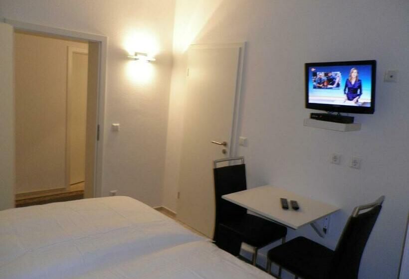 スタンダードルーム, Astra