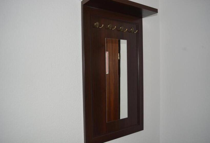 Номер Стандарт Трехместный, B&d
