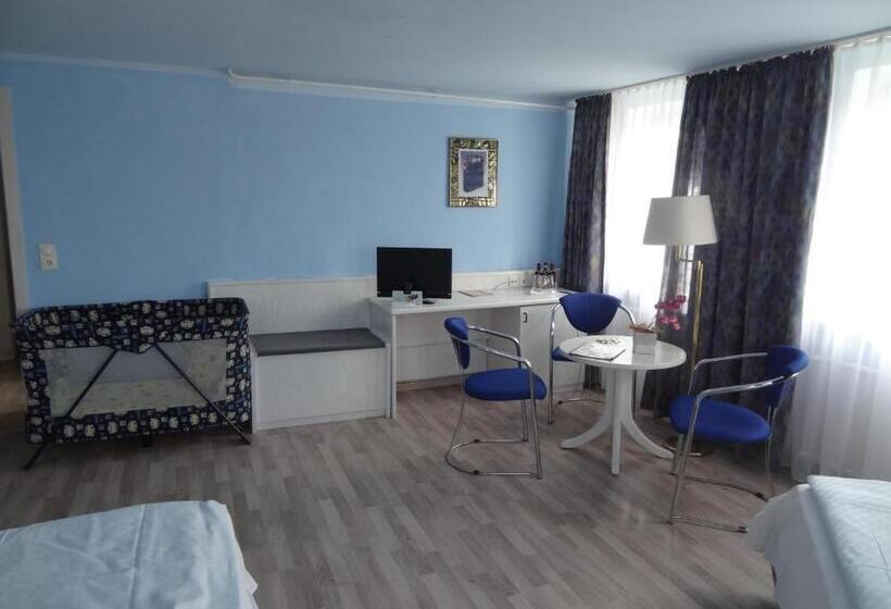 스탠다드 트리플 룸, Elisenhof