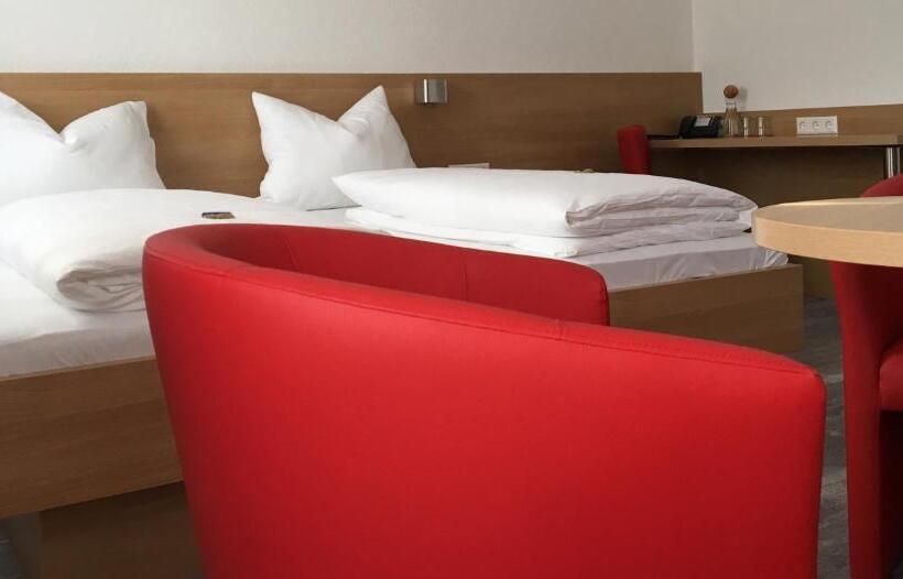 스탠다드 룸, Engel