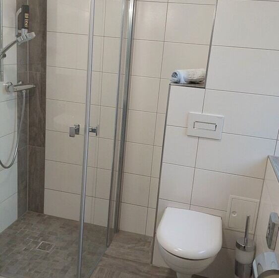 غرفة قياسية, Gasthof Und Hotel Roter Hirsch