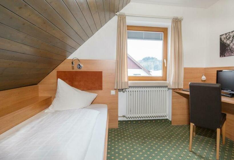 اتاق استاندارد یک نفره, Jägerhaus