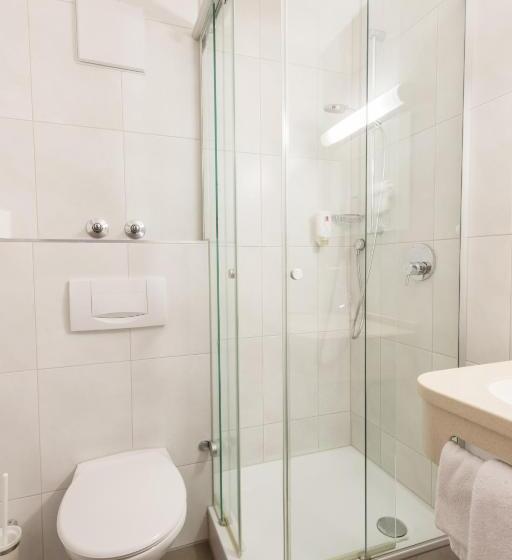 Quarto Quádruplo Estandar, Jägerhaus