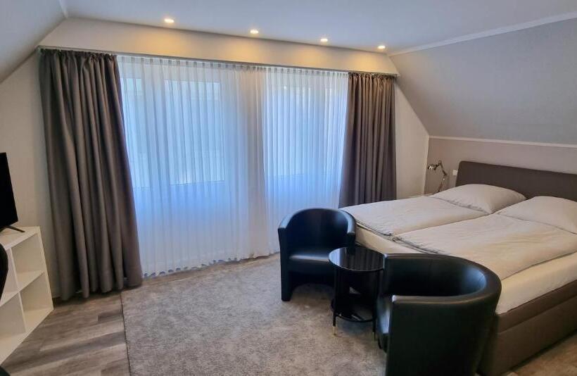 Номер Стандарт, Meyer