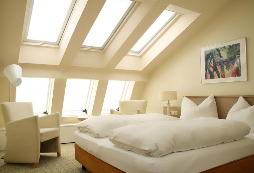 수피리어 룸, Restaurant Amadeus