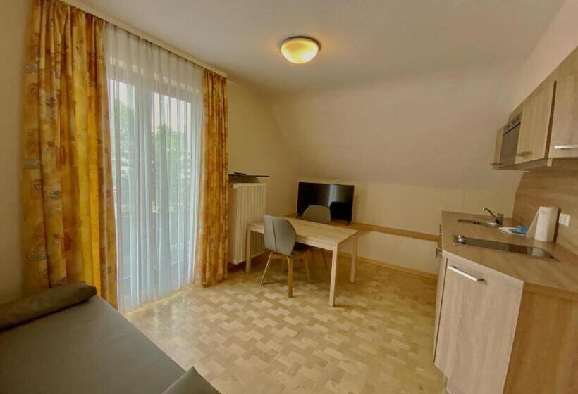 آپارتمان 1 خوابه, Romerhof