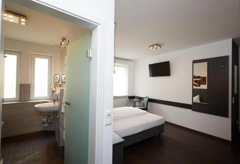 غرفة قياسية فردية, Schlemmer