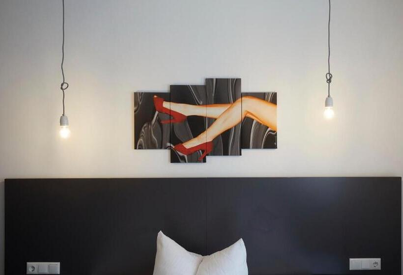 غرفة قياسية فردية, Schlemmer