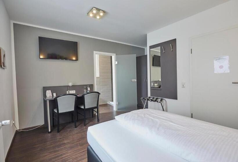 غرفة قياسية فردية, Schlemmer