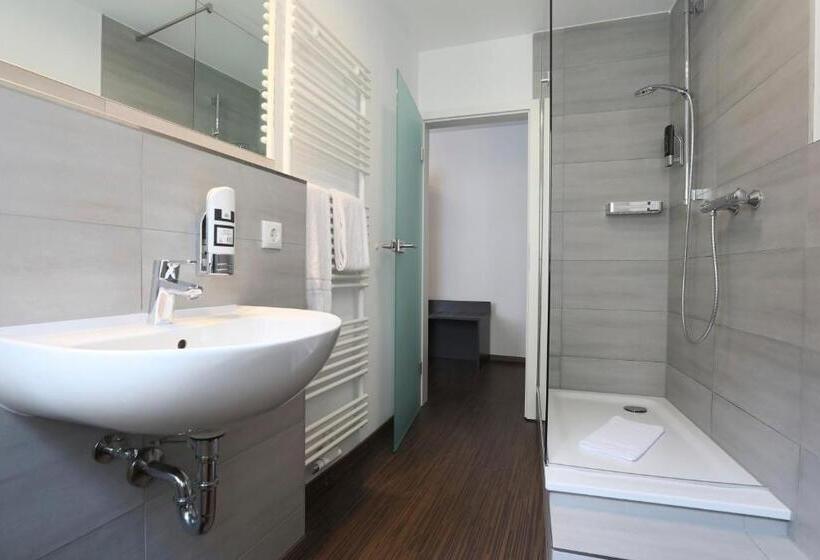 غرفة قياسية, Schlemmer