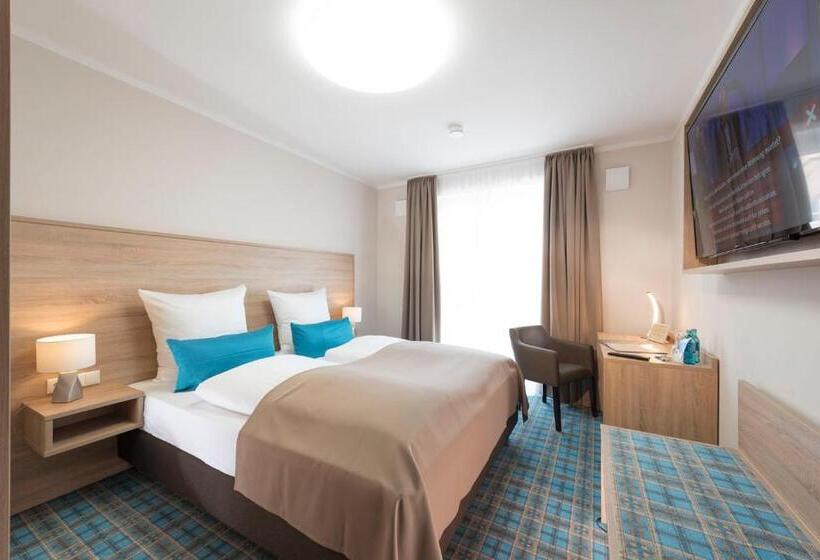 غرفة قياسية, Schwarzer Adler Jever