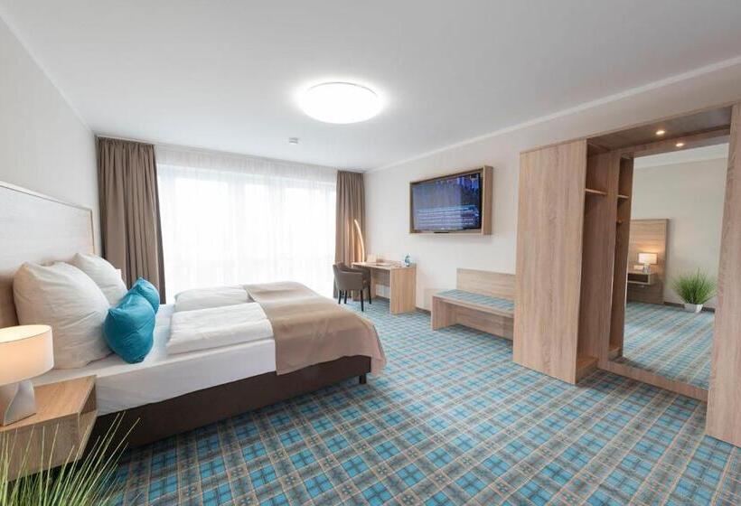 غرفة ديلوكس, Schwarzer Adler Jever