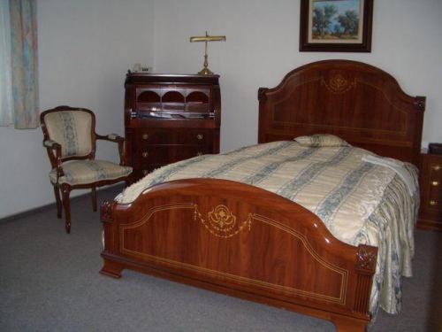 标准间, Zum Stresemann