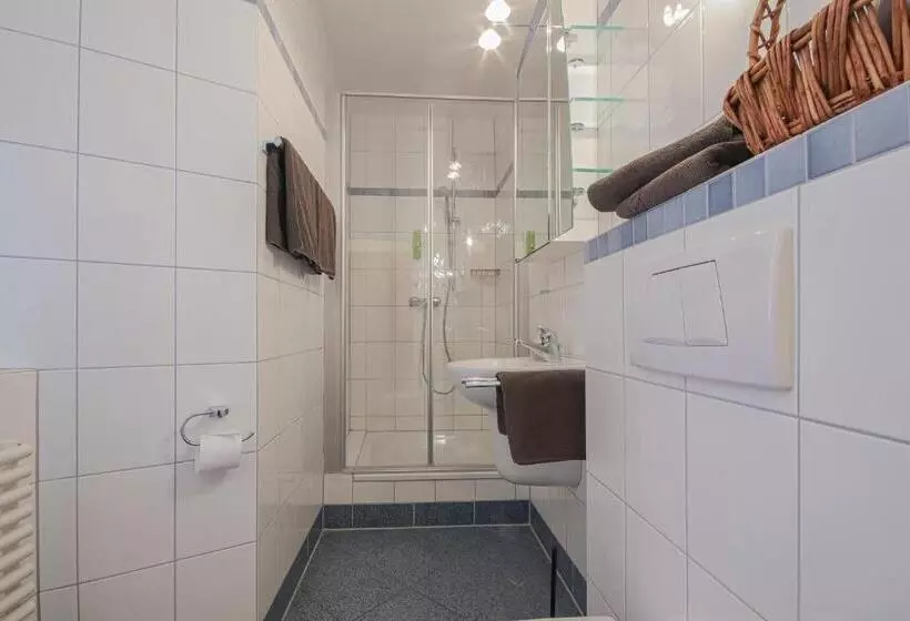 Basic-huone, Landgasthof Hotel Rebstock
