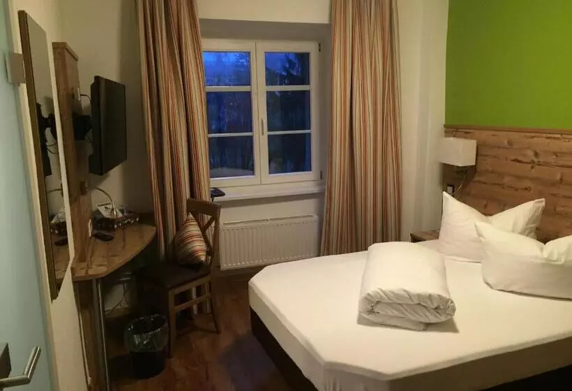 Basic-huone, Landgasthof Hotel Rebstock
