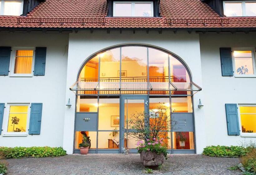 דירת חדר, Landhotel Gasthof Wittstaig