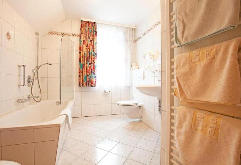 דירת חדר, Landhotel Gasthof Wittstaig