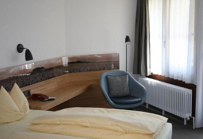 Номер Стандарт с Балконом, Landhotel Gasthof Wittstaig